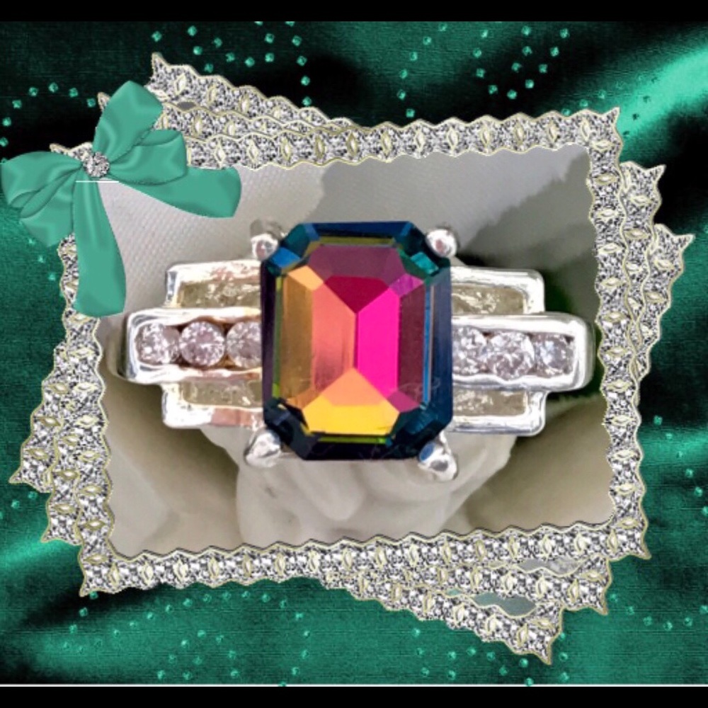 πΊπ΄πΊ NWOT: NATURAL MYSTIC RAINBOW RING πΊπ΄πΊ - Picture 1 of 3